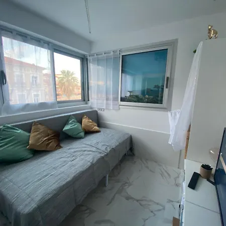 Centre Palais De La 100m Port Et 300m * סן-מקסים