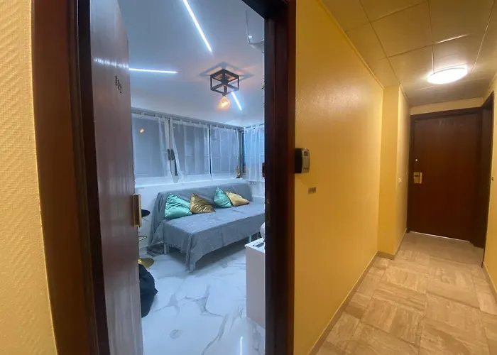 Centre Palais De La 100m Port Et 300m דירה *