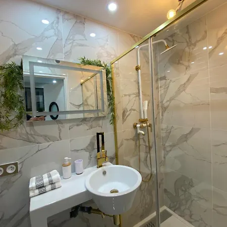 Apartamento Centre Palais De La 100m Port Et 300m