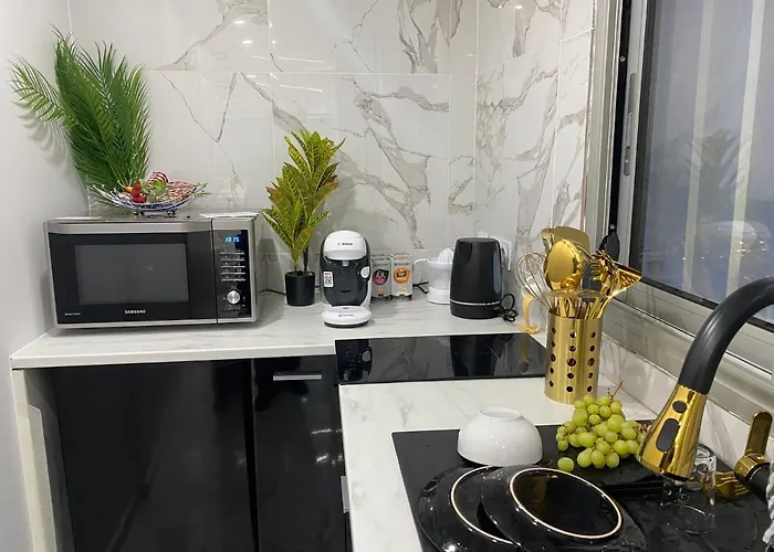 Lägenhet Centre Palais De La 100m Port Et 300m *