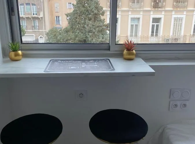 Centre Palais De La 100m Port Et 300m Lejlighed *